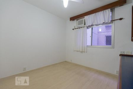 Apartamento à venda com 138m², 3 quartos e 2 vagasQuarto 2