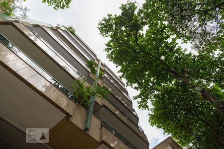 Apartamento à venda com 138m², 3 quartos e 2 vagasFachada