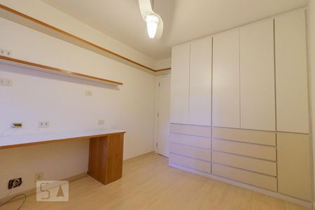 Apartamento à venda com 138m², 3 quartos e 2 vagasQuarto 1 - Armários