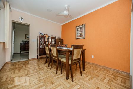 Casa para alugar com 250m², 6 quartos e 2 vagasPrimeiro Andar - Sala de Jantar