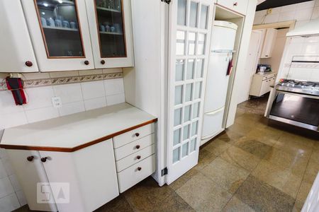 Apartamento à venda com 183m², 3 quartos e 3 vagasCozinha