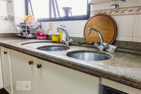 Apartamento à venda com 183m², 3 quartos e 3 vagasCozinha Pia