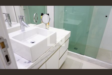 Apartamento à venda com 90m², 2 quartos e 1 vagaBanheiro Suite
