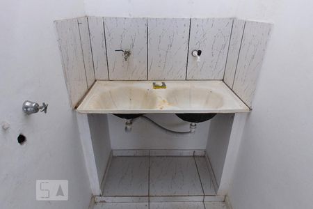 Casa para alugar com 50m², 2 quartos e 1 vagaÁrea de Serviço