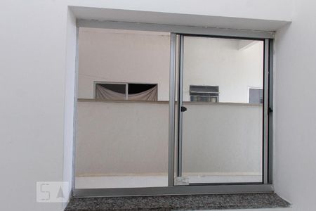 Vista de casa para alugar com 2 quartos, 50m² em Palmeiras, Belo Horizonte