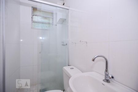Banheiro de apartamento para alugar com 2 quartos, 49m² em Juliana, Belo Horizonte