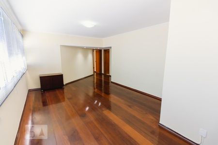 Sala de apartamento para alugar com 3 quartos, 120m² em Perdizes, São Paulo