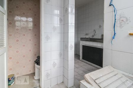 Apartamento para alugar com 73m², 3 quartos e sem vagaCozinha e Área de Serviço