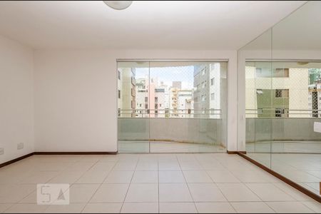 Sala de apartamento para alugar com 3 quartos, 80m² em Buritis, Belo Horizonte