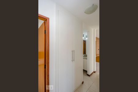 Apartamento para alugar com 80m², 3 quartos e 2 vagasCorredor
