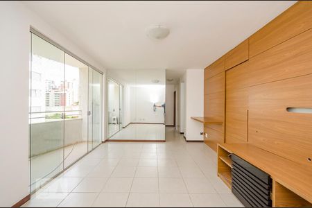 Sala de apartamento para alugar com 3 quartos, 80m² em Buritis, Belo Horizonte
