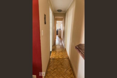 Apartamento à venda com 67m², 2 quartos e 2 vagasCorredo