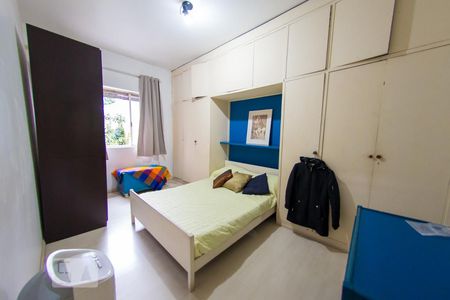 Casa à venda com 300m², 4 quartos e 2 vagasQuarto 1