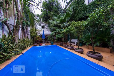 Casa à venda com 300m², 4 quartos e 2 vagasPiscina