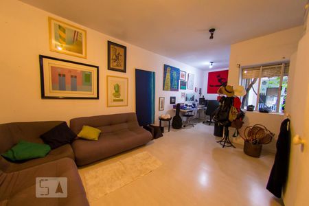 Casa à venda com 300m², 4 quartos e 2 vagasQuarto 2