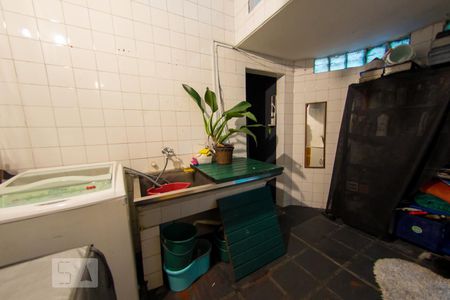 Casa à venda com 300m², 4 quartos e 2 vagasÁrea de Serviço