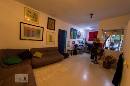 Casa à venda com 300m², 4 quartos e 2 vagasQuarto 2