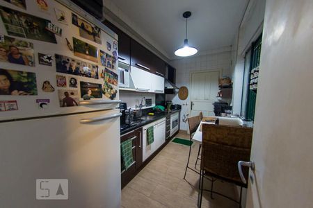 Casa à venda com 300m², 4 quartos e 2 vagasCozinha