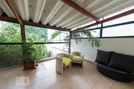 Casa à venda com 300m², 4 quartos e 2 vagasCobertura