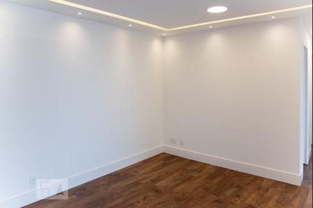 Sala de apartamento para alugar com 3 quartos, 73m² em Vila Penteado, São Paulo