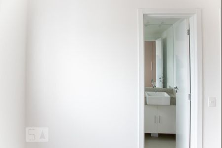 Suite de apartamento para alugar com 3 quartos, 73m² em Vila Penteado, São Paulo