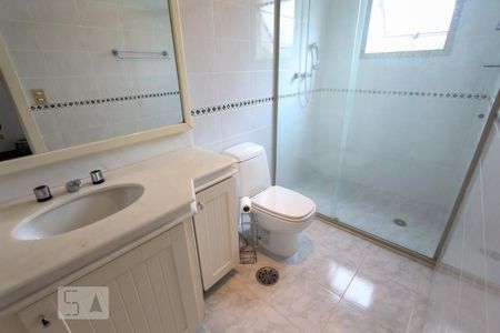Apartamento à venda com 192m², 3 quartos e 3 vagasBanheiro da suíte 3