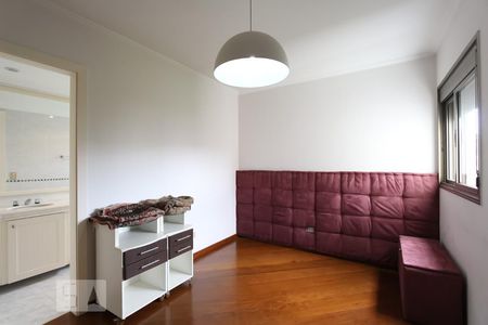 Apartamento à venda com 192m², 3 quartos e 3 vagasSuíte 3