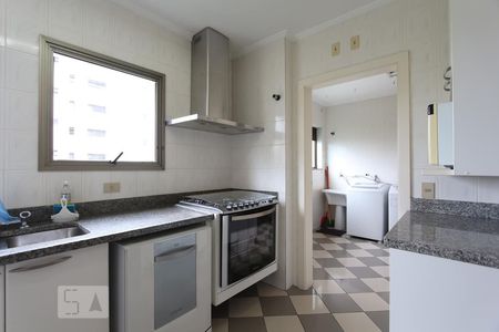 Apartamento à venda com 192m², 3 quartos e 3 vagasCozinha