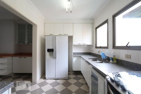 Apartamento à venda com 192m², 3 quartos e 3 vagasCozinha