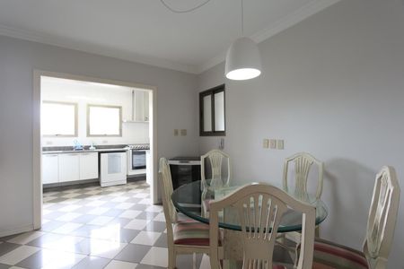 Apartamento à venda com 192m², 3 quartos e 3 vagasCopa