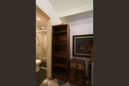 Apartamento à venda com 192m², 3 quartos e 3 vagasQuarto de serviço