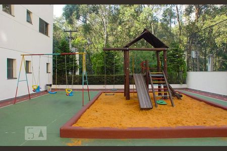 Apartamento à venda com 192m², 3 quartos e 3 vagasÁrea comum - Playground