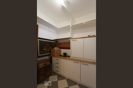 Apartamento à venda com 192m², 3 quartos e 3 vagasQuarto de serviço