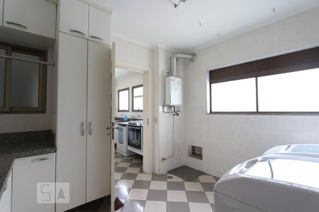 Apartamento à venda com 192m², 3 quartos e 3 vagasÁrea de serviço