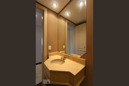 Apartamento à venda com 192m², 3 quartos e 3 vagasLavabo