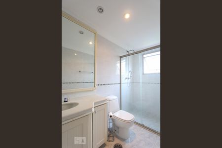 Apartamento à venda com 192m², 3 quartos e 3 vagasBanheiro da suíte 3