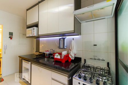Apartamento à venda com 100m², 3 quartos e 2 vagasCozinha