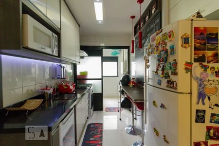 Apartamento à venda com 100m², 3 quartos e 2 vagasCozinha