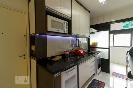 Apartamento à venda com 100m², 3 quartos e 2 vagasCozinha