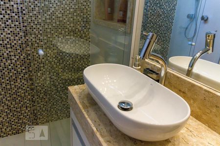 Apartamento à venda com 100m², 3 quartos e 2 vagasBanheiro Suíte 2