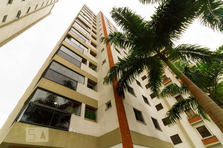 Apartamento à venda com 100m², 3 quartos e 2 vagasFachada