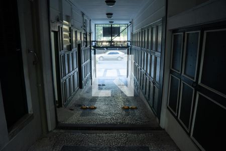 Apartamento à venda com 250m², 4 quartos e 1 vaga Apartamento à venda com 250m², 4 quartos e 1 vagaGaragem