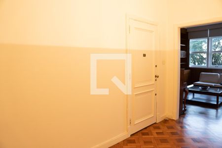 Apartamento à venda com 250m², 4 quartos e 1 vaga Apartamento à venda com 250m², 4 quartos e 1 vagaHall de Entrada