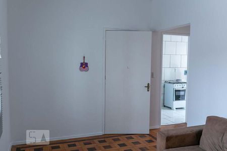 Sala de apartamento para alugar com 1 quarto, 40m² em Menino Deus, Porto Alegre