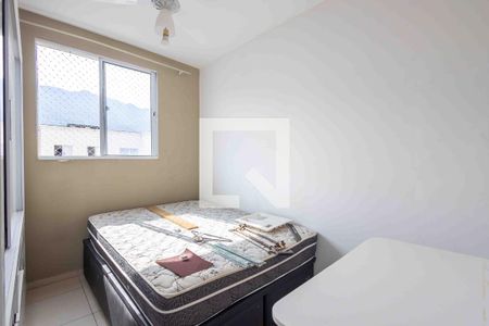 Quarto 2 de apartamento à venda com 3 quartos, 58m² em Vargem Pequena, Rio de Janeiro