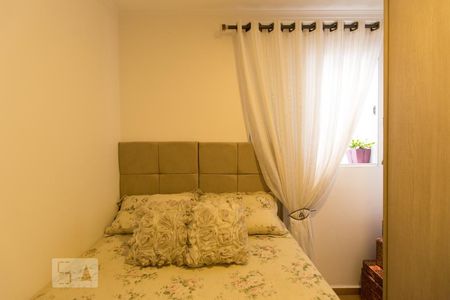 Quarto 1 de apartamento para alugar com 2 quartos, 45m² em Vila Esperança, São Paulo