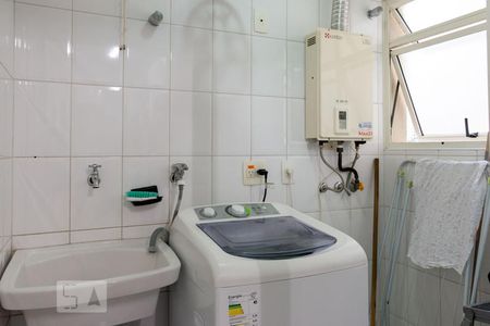 Apartamento para alugar com 71m², 2 quartos e 1 vagaÁrea de serviço