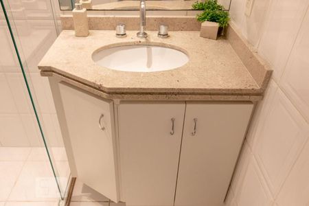 Apartamento para alugar com 71m², 2 quartos e 1 vagaBanheiro