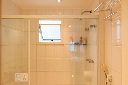 Apartamento para alugar com 71m², 2 quartos e 1 vagaBanheiro da suíte