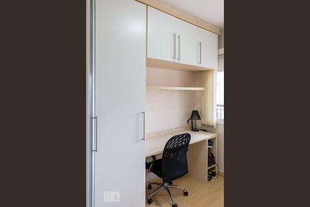 Apartamento para alugar com 71m², 2 quartos e 1 vagaQuarto